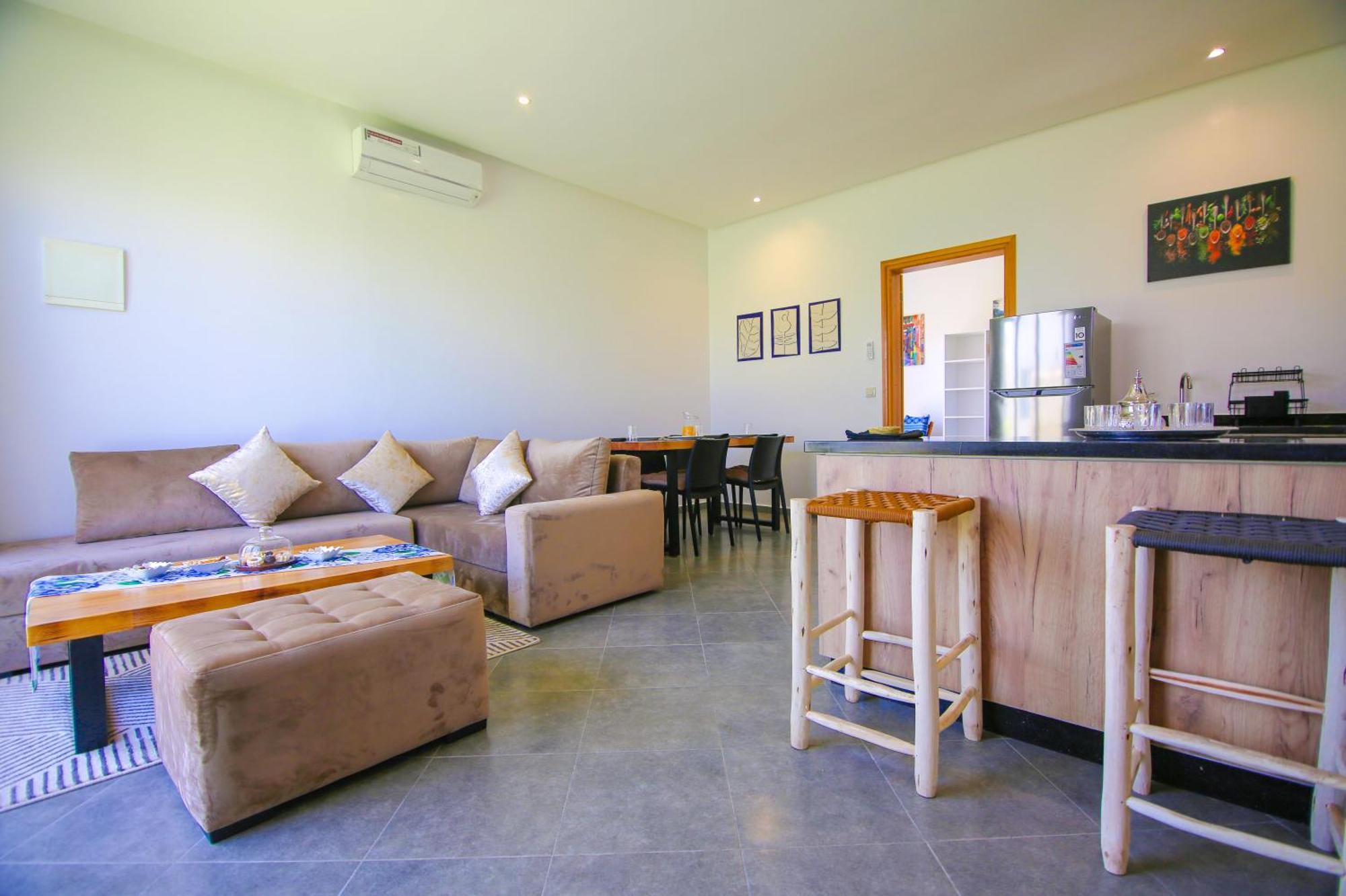 Villa La Rose Bleue - Residence Hoteliere Avec Piscine - Есувейра Екстериор снимка